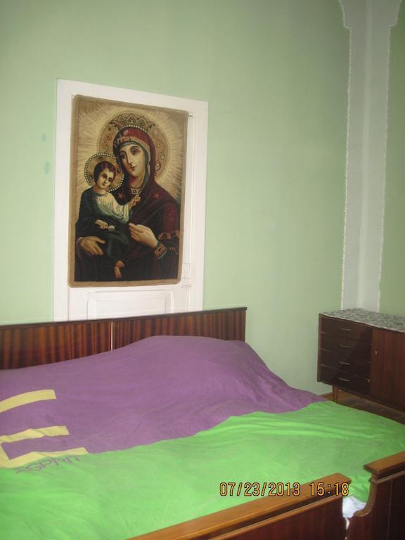 Tamar Guest House Gori Buitenkant foto